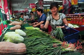 農(nóng)超對(duì)接 農(nóng)產(chǎn)品廠(chǎng)價(jià)直銷(xiāo)試點(diǎn)，探索惠農(nóng)惠民新模式